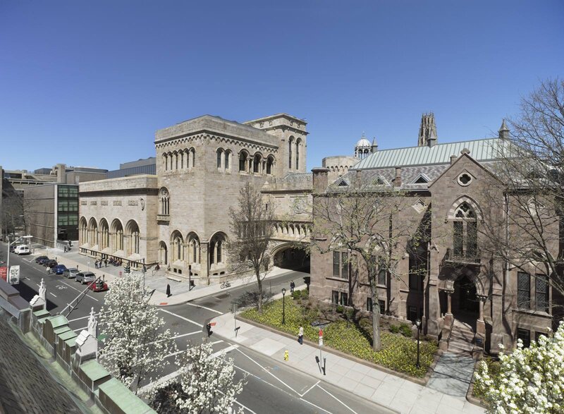 Exterior View of the Yale University Art Gallery. Left to right: the Louis Kahn building, the Old Yale Art Gallery building, Street Hall. © Christopher Gardner, 2012