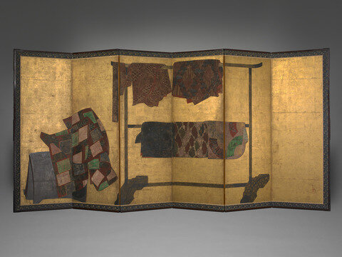 Workshop of Tawaraya Sōtatsu, Whose Sleeves? (Tagasode), Edo period, early 17th century. Ink and mineral pigment on gold foiled paper. Lent by the Collection of Peggy and Richard M. Danziger, LL.B. 1963