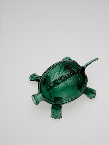 Kensington Glass Works, Sailors Rights Flask (Turtle Whimsy), Philadelphia, 1826–32